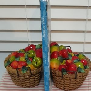 LOVELY ORNAMENT FOR DE KITCHEN